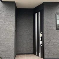 画像1419：静岡市清水区の注文住宅｜バルコニーの外壁にウッド調アクセント使用のデザインがお洒落