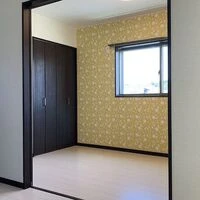 画像1629：静岡市清水区の注文住宅｜バルコニーの外壁にウッド調アクセント使用のデザインがお洒落