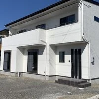 画像1670：静岡市清水区の注文住宅｜バルコニーの外壁にウッド調アクセント使用のデザインがお洒落