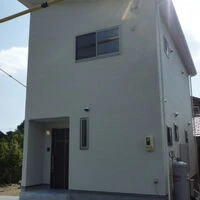 画像1828：静岡市清水区の注文住宅｜バルコニーの外壁にウッド調アクセント使用のデザインがお洒落