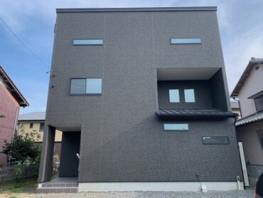 静岡県藤枝市高柳の注文住宅の外観画像
